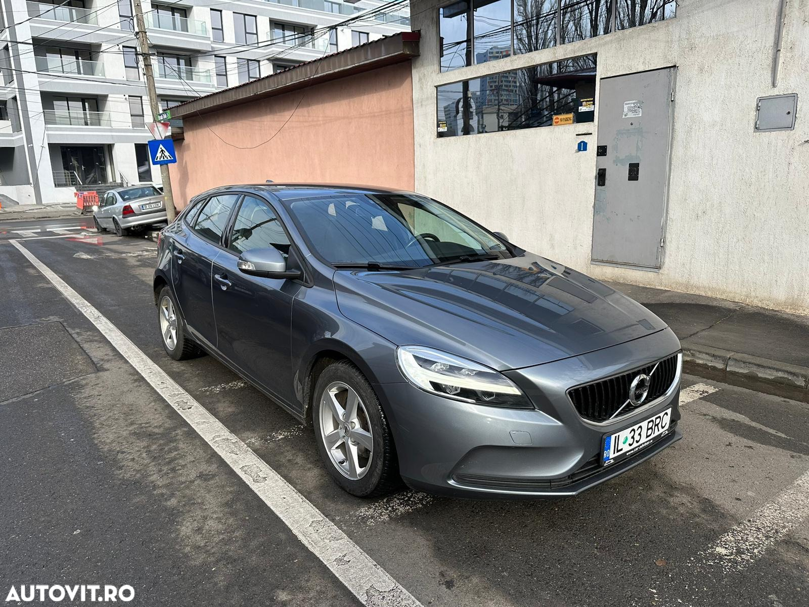 Volvo V40 D2 Basic - 2