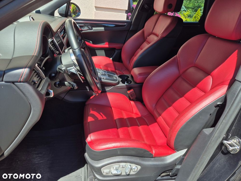Porsche Macan - 8