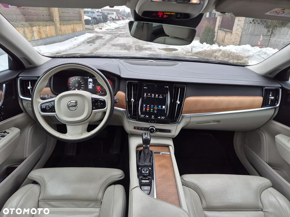 Volvo V90 D4 AWD Geartronic Inscription - 28