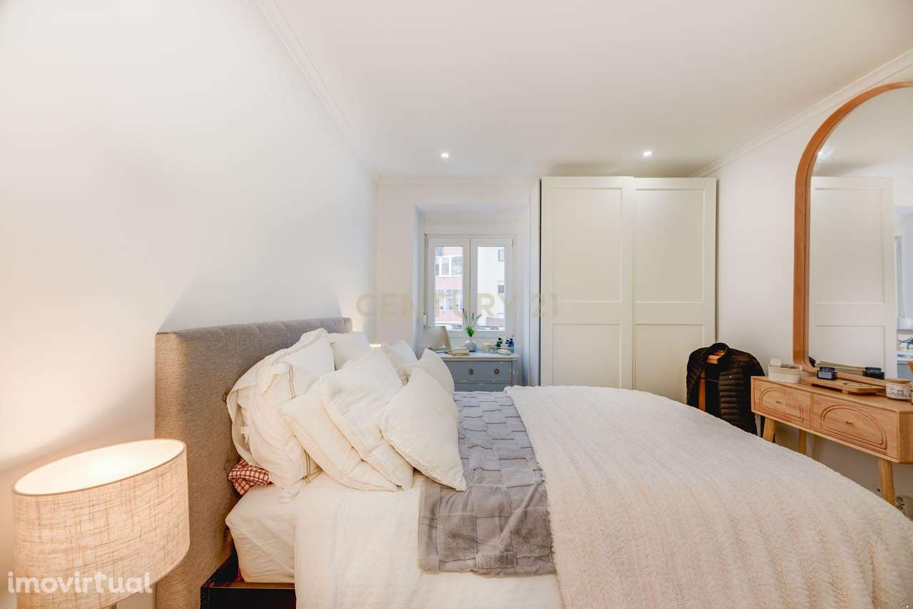 Apartamento T2 Renovado no Coração da Portela de Sintra - Grande imagem: 5/26