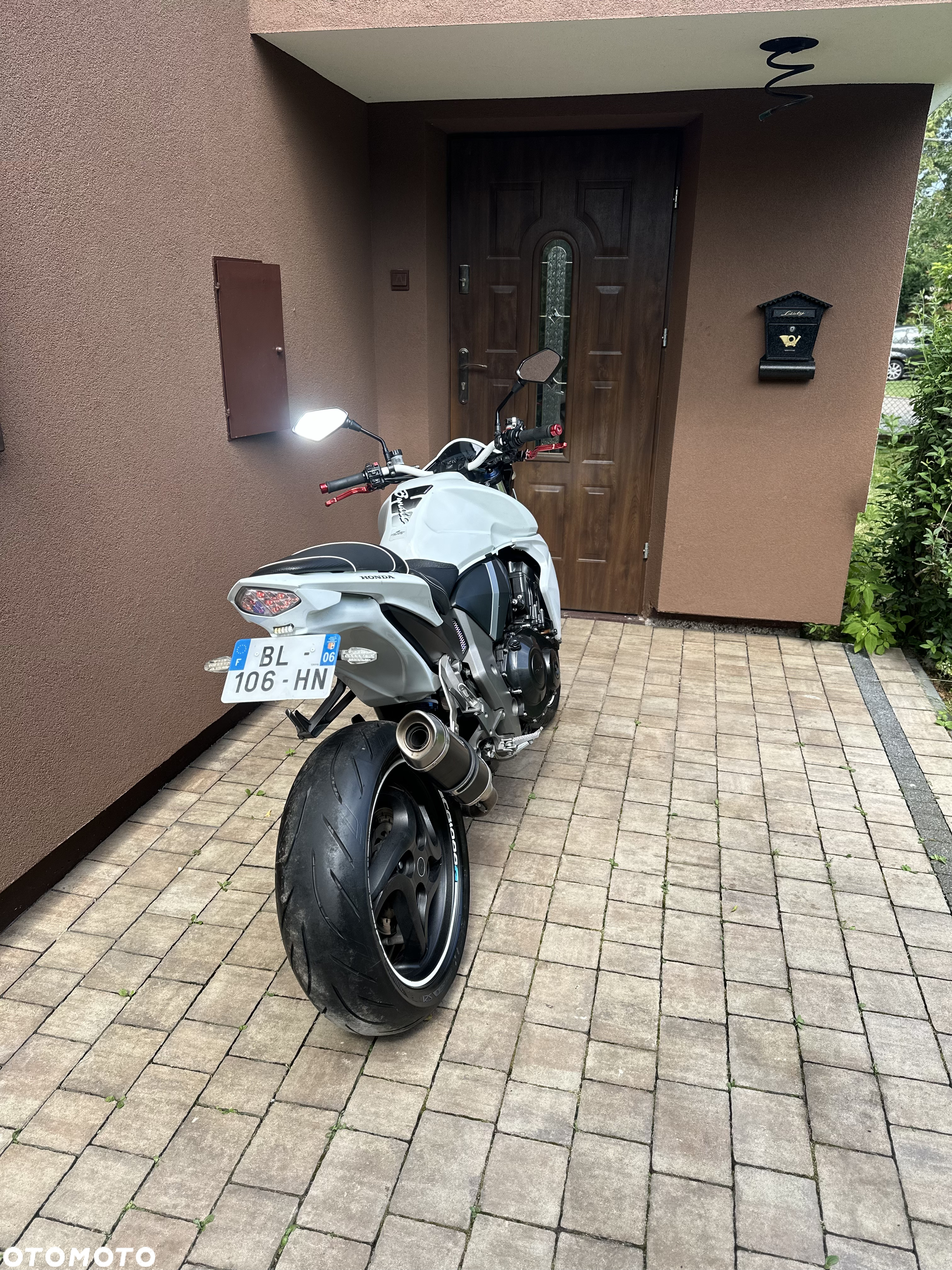 Honda CB - 4