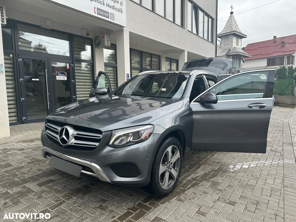 Mercedes-Benz GLC 300 4MATIC - 11