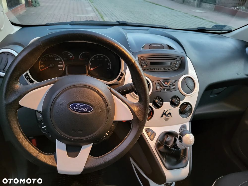 Ford KA 1.2 Titanium+ ASS EU6 - 12