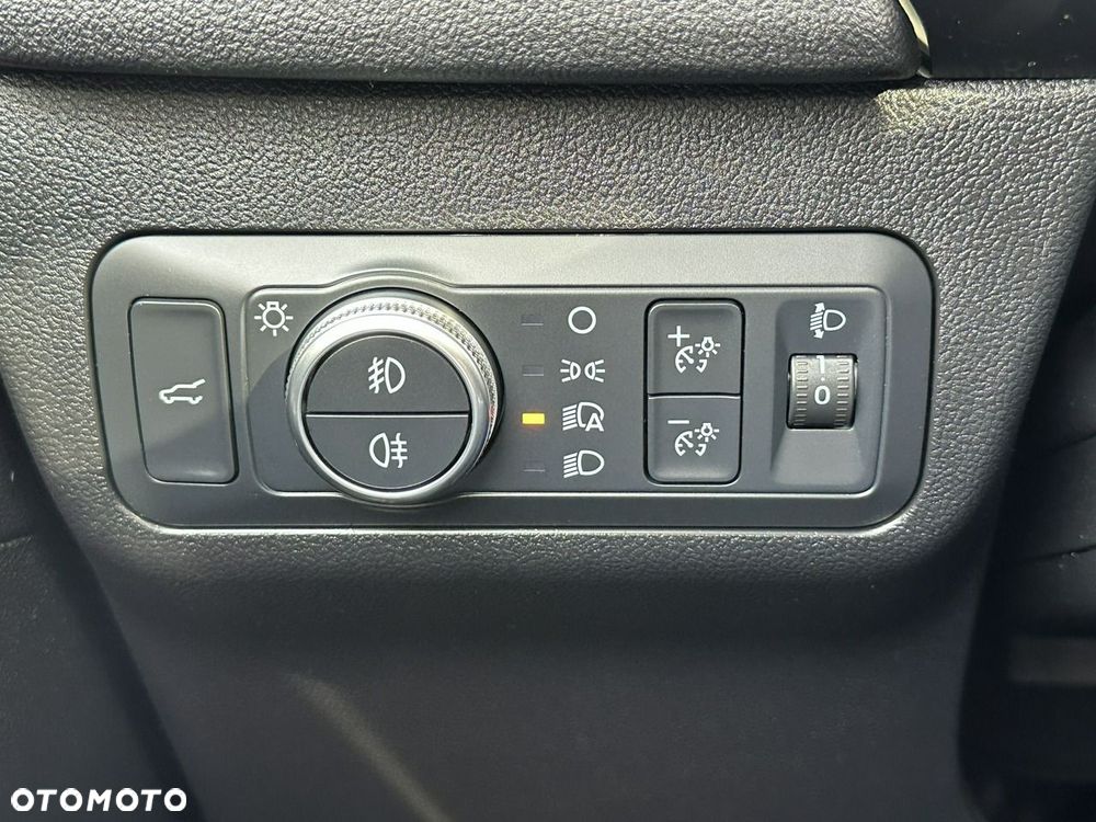 Ford Kuga 2.0 EcoBlue 4x4 TITANIUM - 17