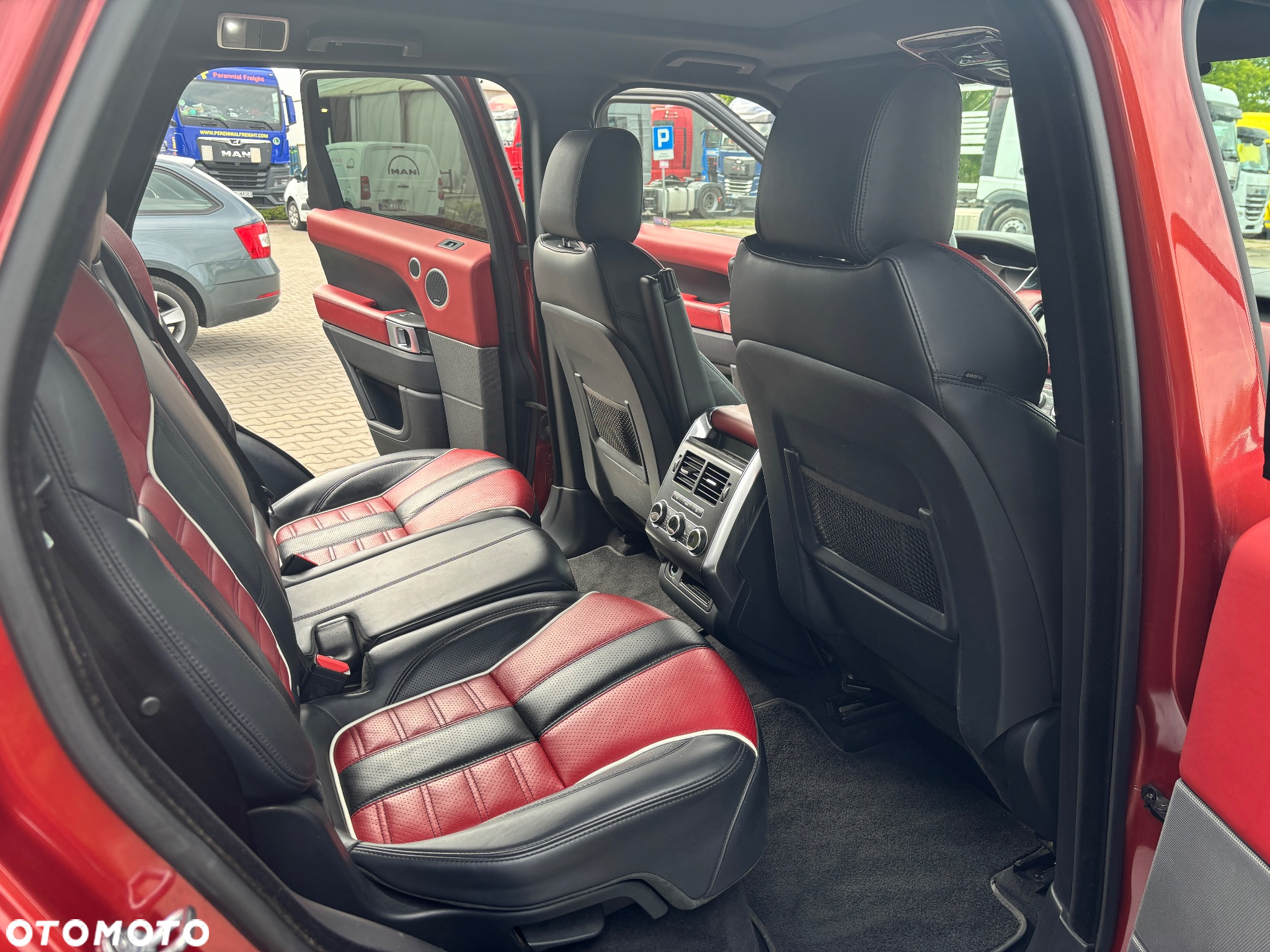 Land Rover Range Rover Sport S 3.0 SD V6 HSE Dynamic - 12