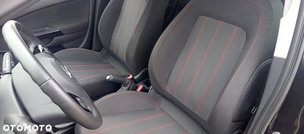 Opel Corsa 1.4 16V Sport - 12