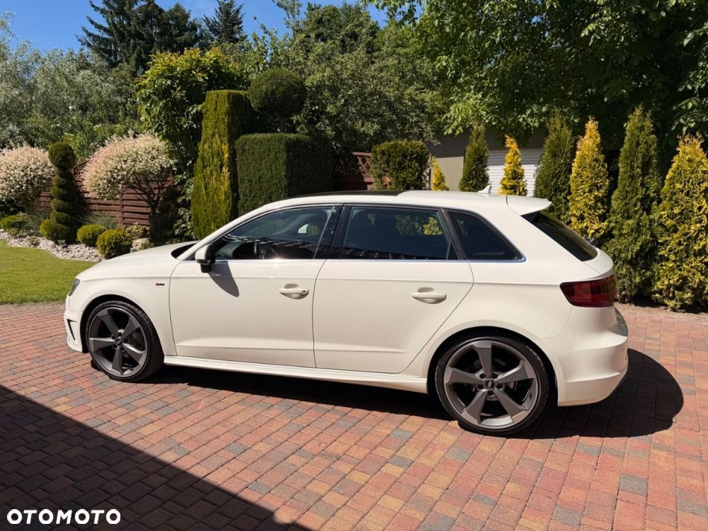 Audi A3 Sportback - 4
