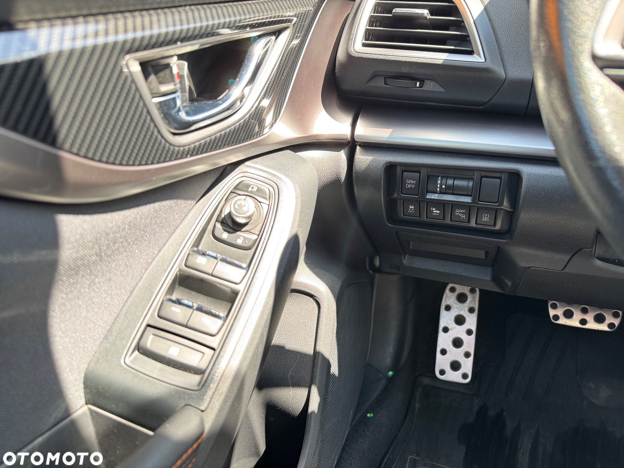 Subaru XV 2.0i-S Exclusive (EyeSight) Lineartronic - 13