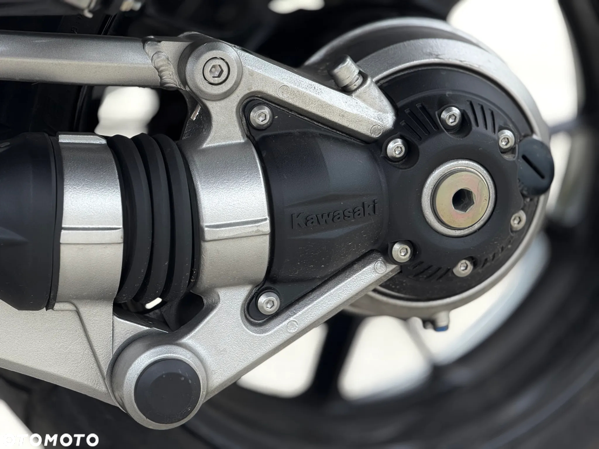 Kawasaki Concours - 35