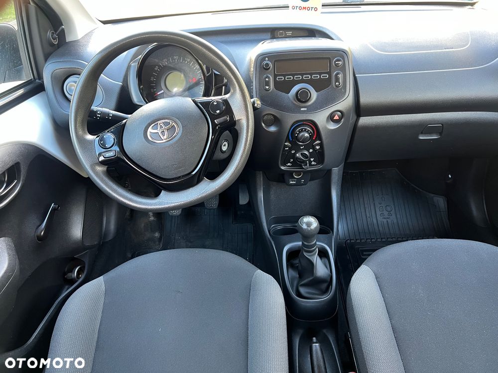 Toyota Yaris 1.0 Active - 24