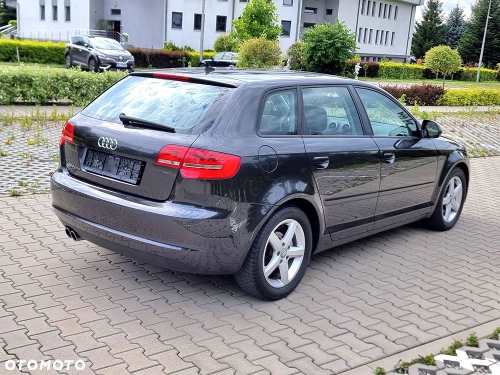 Audi A3 Sportback - 27