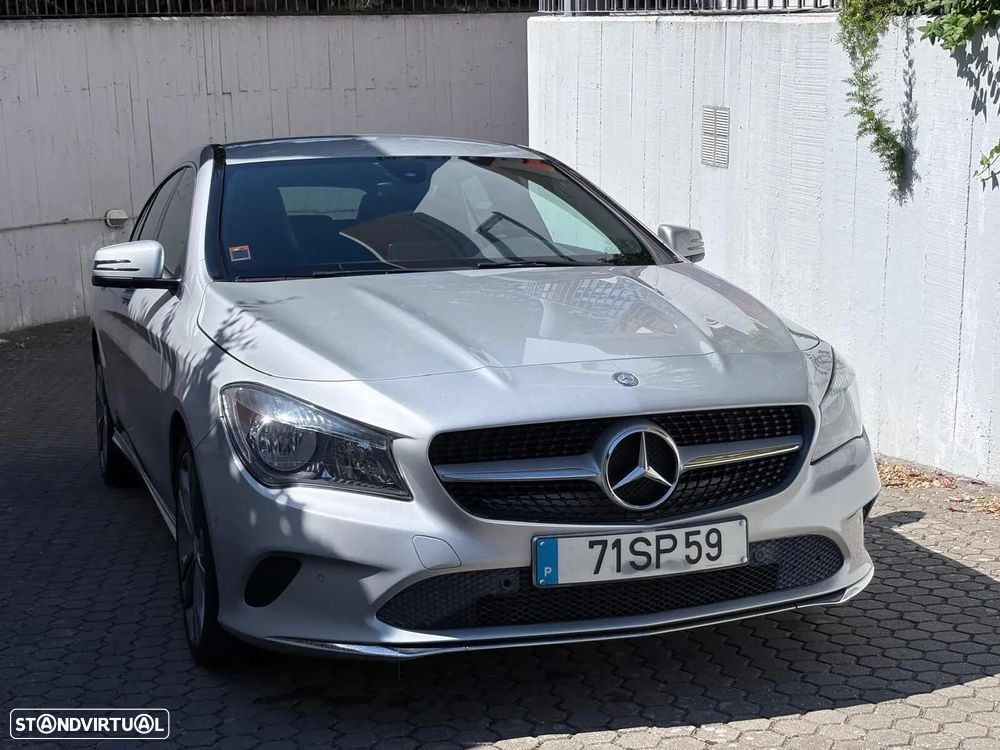 Mercedes-Benz CLA 180 d Shooting Brake Urban Aut. - 16