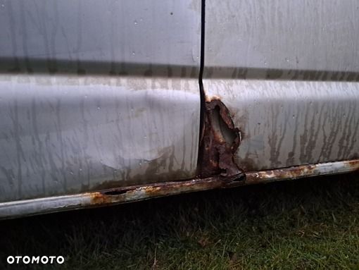 Volkswagen Transporter - 11