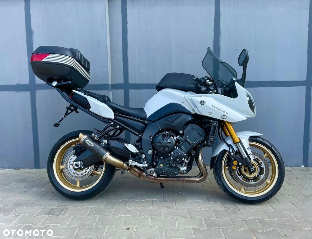 Yamaha FZ8 - 2
