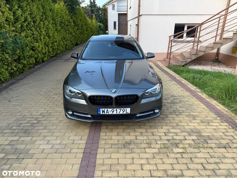 BMW Seria 5 520d xDrive - 5