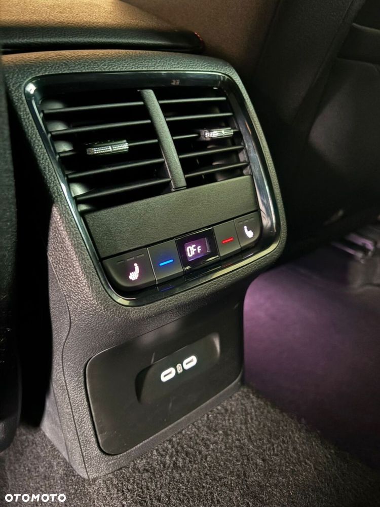 Skoda Octavia 2.0 TSI RS DSG - 33