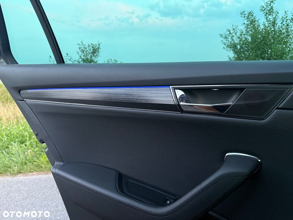 Skoda Superb 2.0 TSI Style DSG - 11