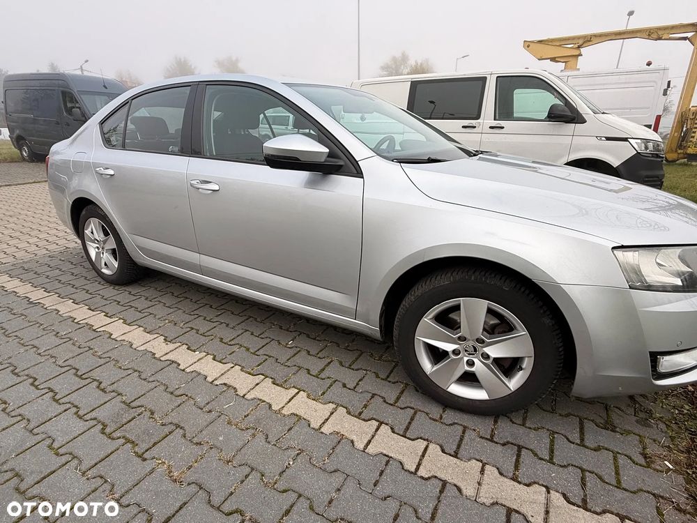Skoda Octavia 2015 photo 3