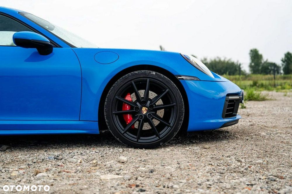 Porsche 911 Carrera S - 10