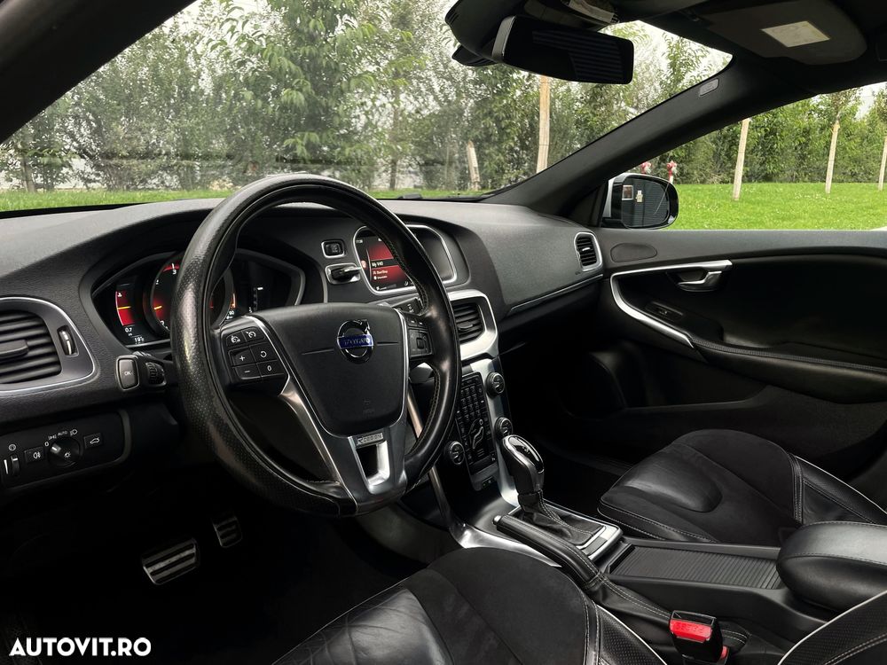 Volvo V40 D3 Aut. R-Design - 7