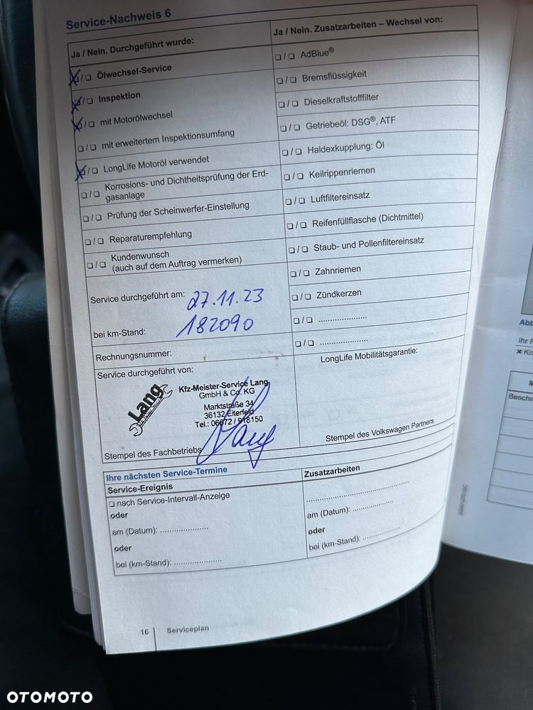 Volkswagen Passat - 11