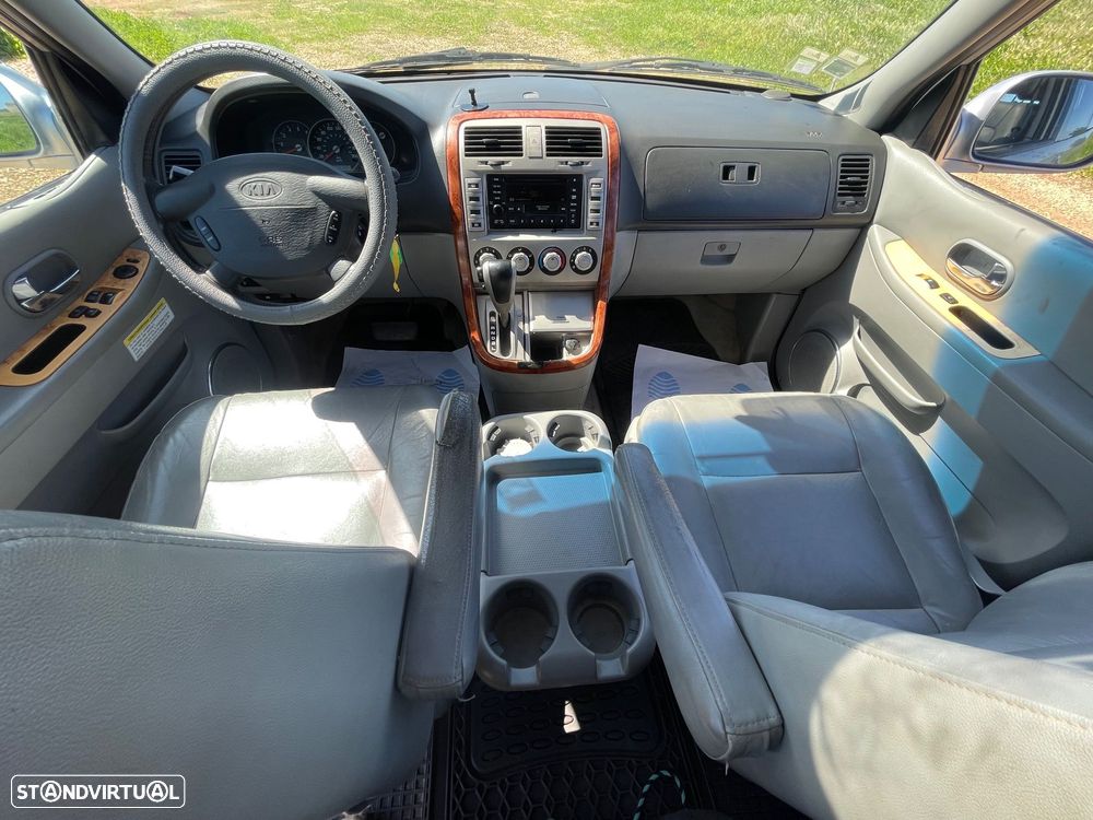 Kia Carnival 2.9 CRDi EX Aut. - 3