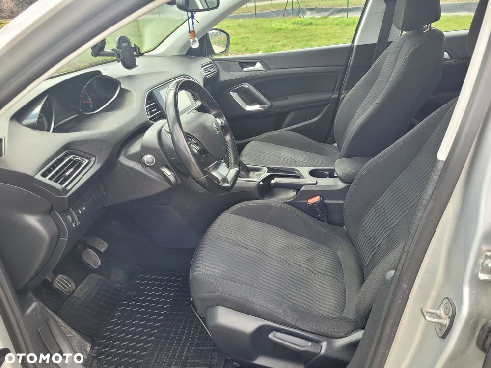 Peugeot 308 - 12