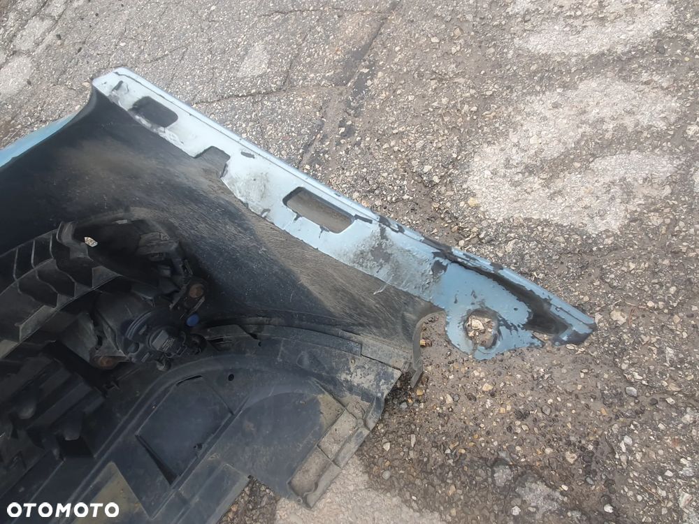 Zderzak przedni Przód Renault Clio III 8200681732 KOD LAKIERU TERNK - 5