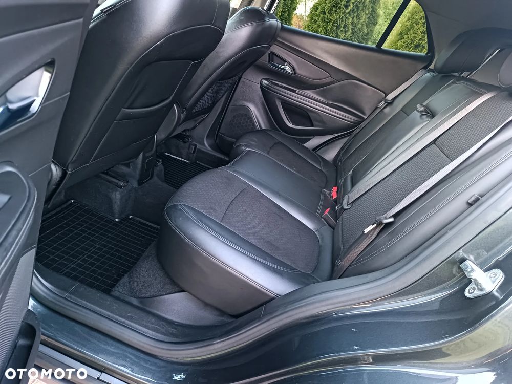 Buick Encore - 12