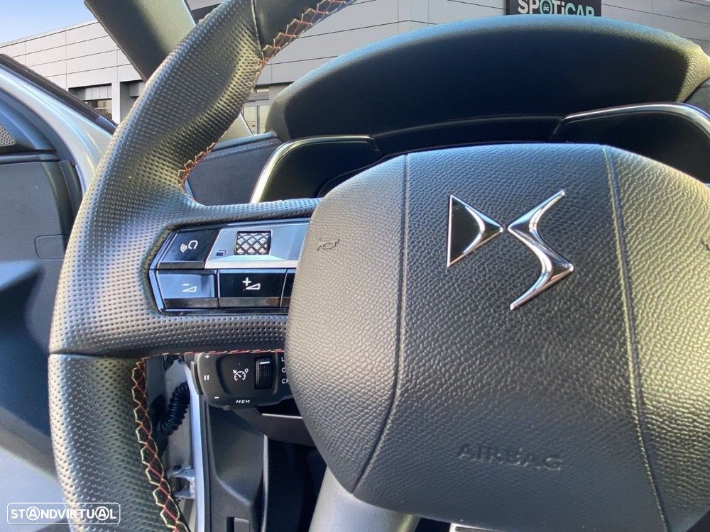 DS DS7 1.5 BlueHDi Performance Line EAT8 - 4