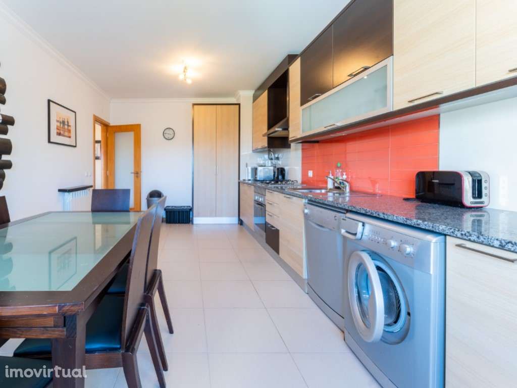 Apart T3 com garagem em condomínio com 2 piscinas e jardim na Nazar... - Grande imagem: 5/26