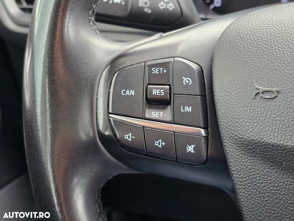 Ford Focus 1.0 EcoBoost Trend Edition - 22