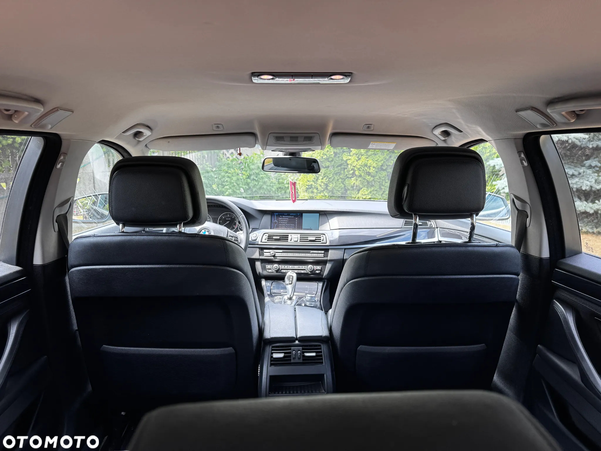 BMW Seria 5 520d Touring - 10