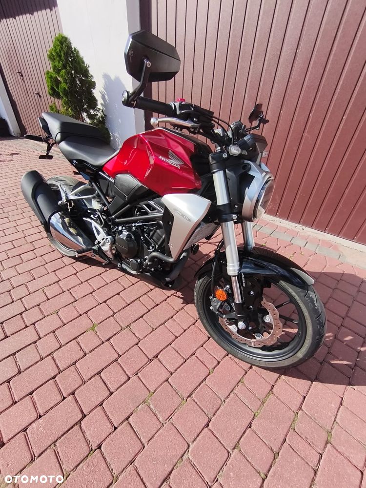 Honda CB - 2