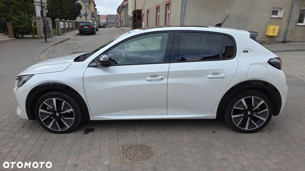 Peugeot 208 GT Pack - 3