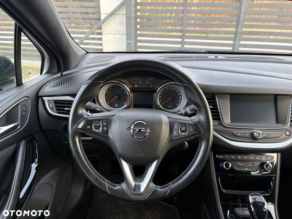 Opel Astra 1.4 Turbo Innovation - 12