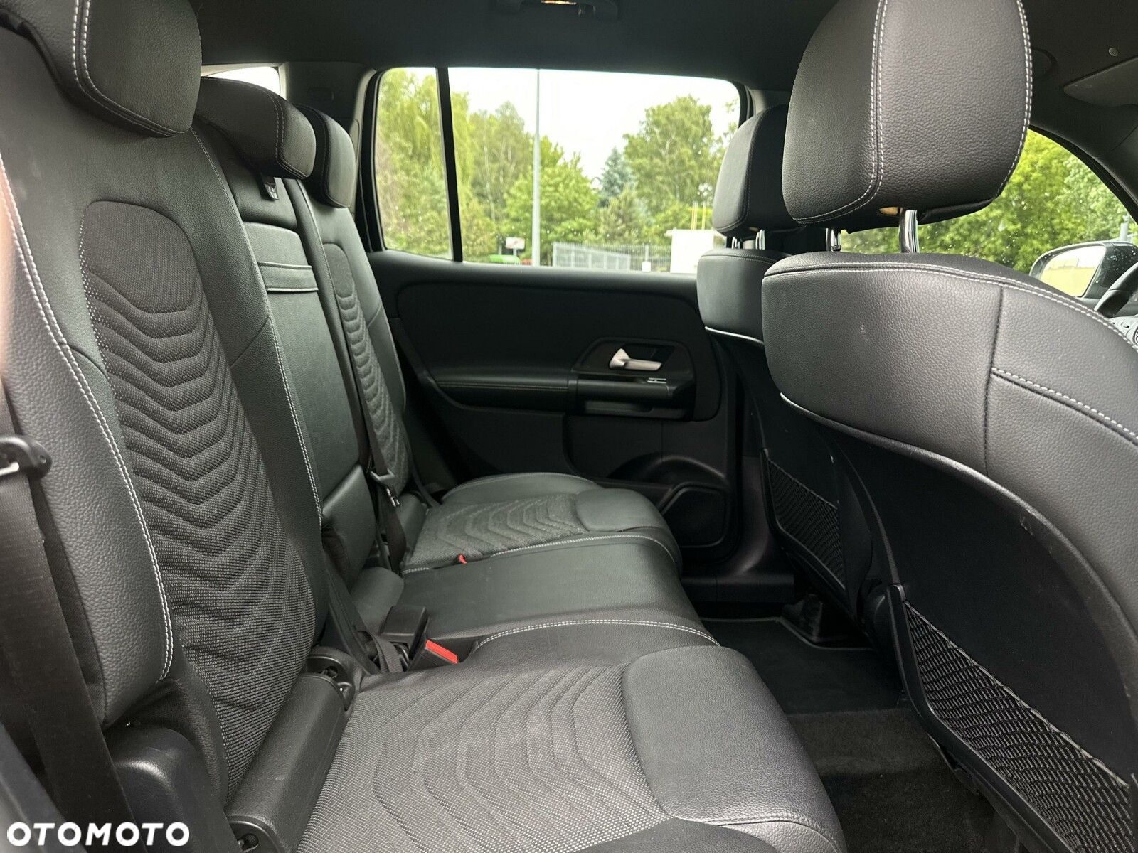Mercedes-Benz GLB 200 Progressive 7G-DCT - 21