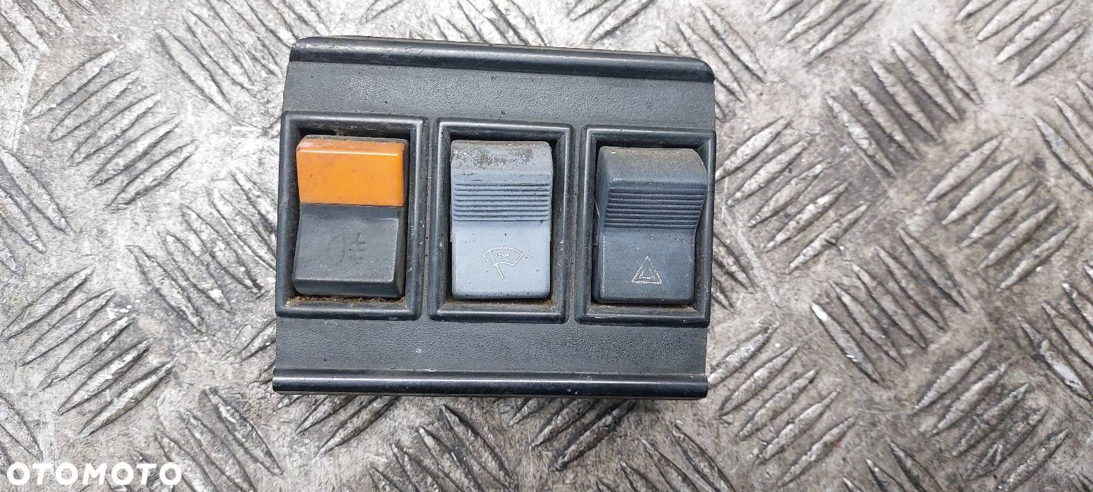 PANEL PRZEŁĄCZNIKÓW FSC ŻUK - 1