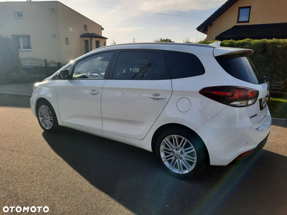 Kia Carens 1.6 GDI L 7os - 12
