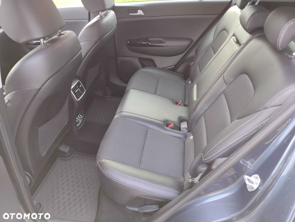 Kia Sportage 1.6 T-GDI Business Line 2WD - 18