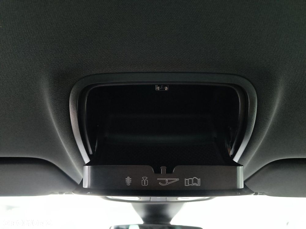 Skoda Karoq 2.0 TDI SCR 4x4 Sportline DSG - 35