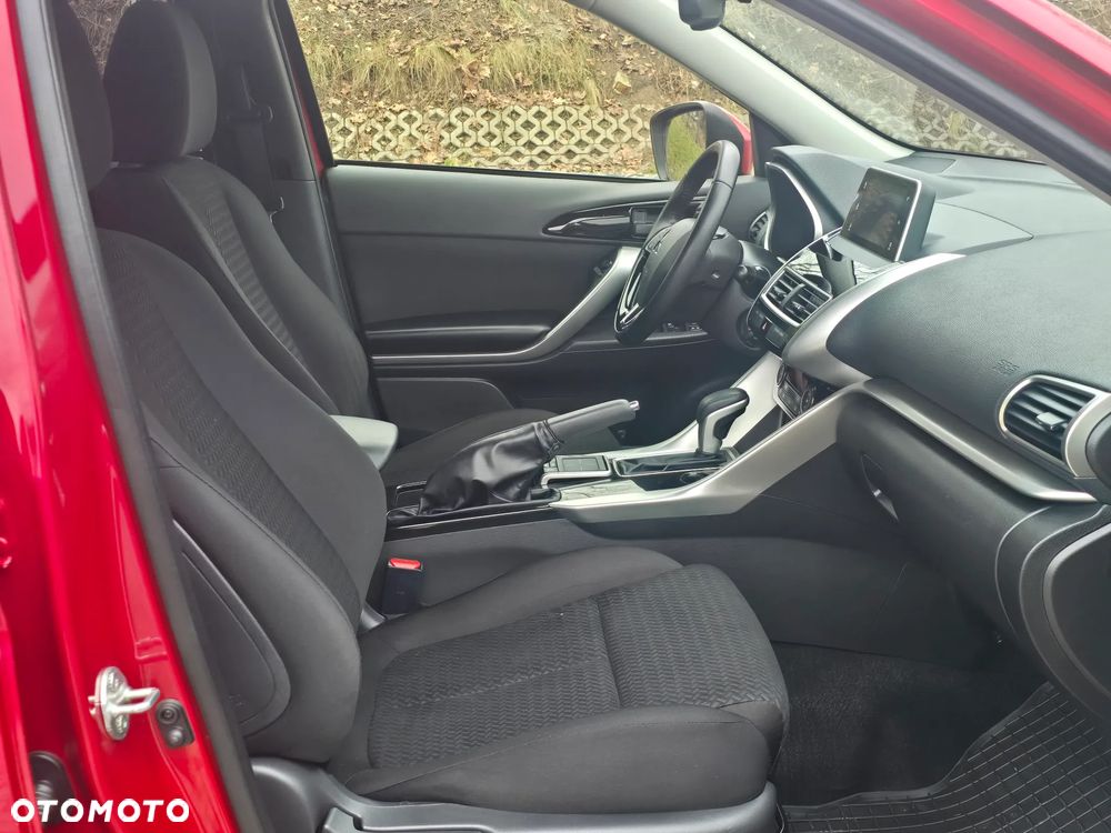 Mitsubishi Eclipse Cross 1.5 T-MIVEC ClearTec CVT 2WD Diamant Edition Plus - 17