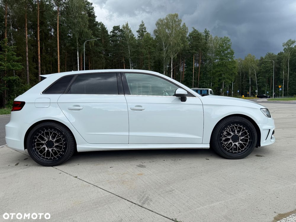 Audi A3 Sportback 2.0 TDI clean diesel Quattro Ambiente S tronic - 4