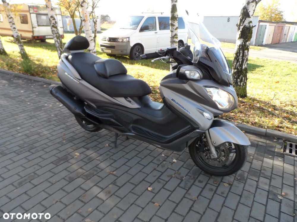 Suzuki Burgman - 6