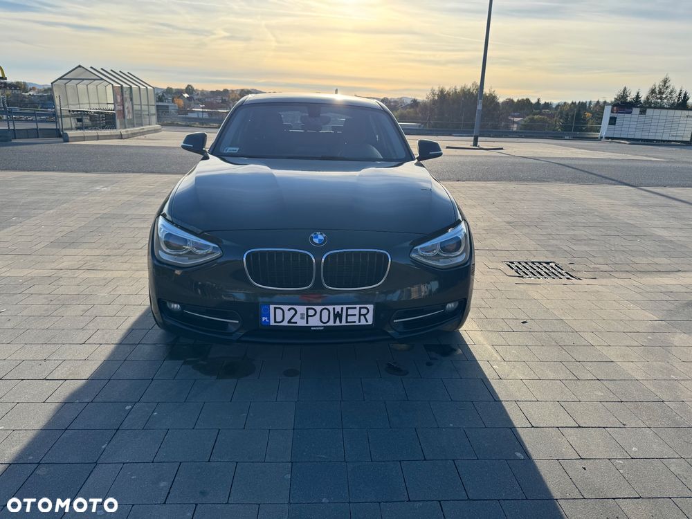 BMW Seria 1 120d Sport Line - 4