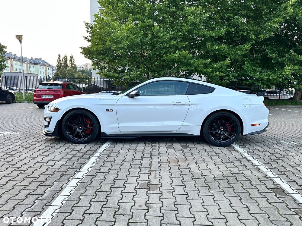 Ford Mustang - 6