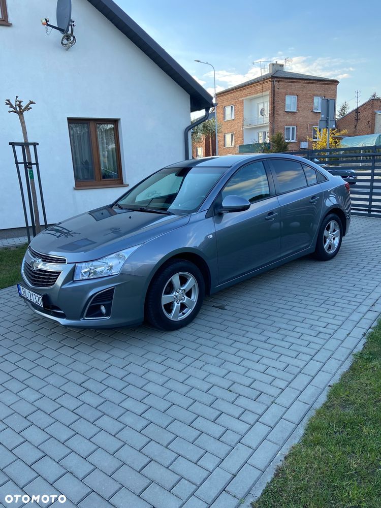 Chevrolet Cruze 1.8 LT+ - 3