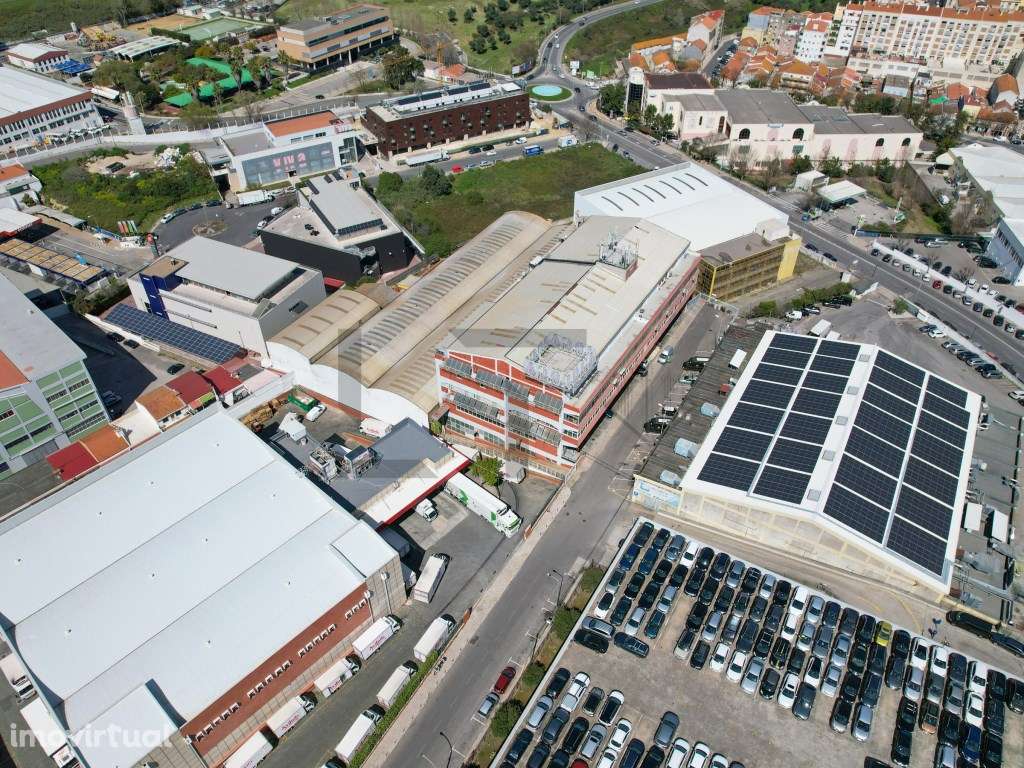 Prédio Industrial com 11.325 m2 para Arrendamento, no Prior velho, ... - Grande imagem: 3/60
