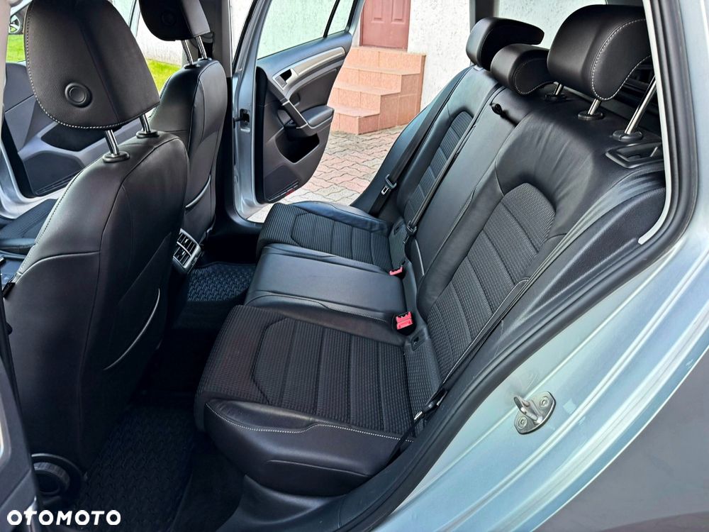Volkswagen Golf 2.0 TDI BMT Highline DSG - 29