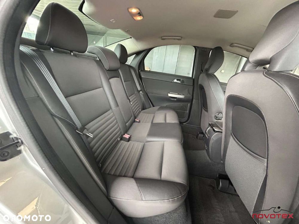 Volvo S40 1.6D Momentum - 17